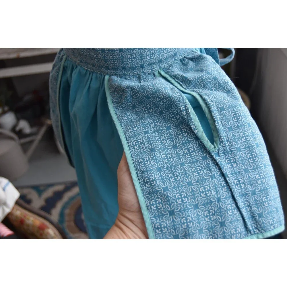 Vintage 1950s Half Apron Teal Geometric Fabric With Pockets Tie Back